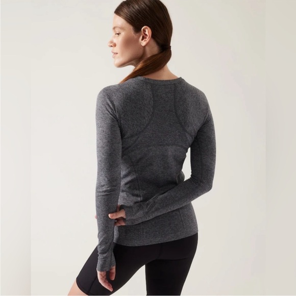 💘 ATHLETA - PURPLE MOMENTUM SEAMLESS TOP - Picture 7 of 10